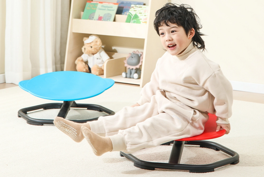 De 10 meest gestelde vragen over... de sensorische draaistoel voor kinderen.