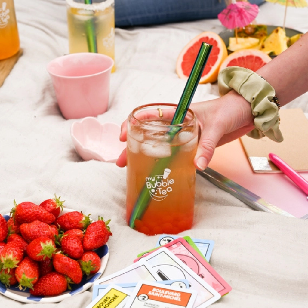 Bubble tea mok met bamboe deksel en rietje