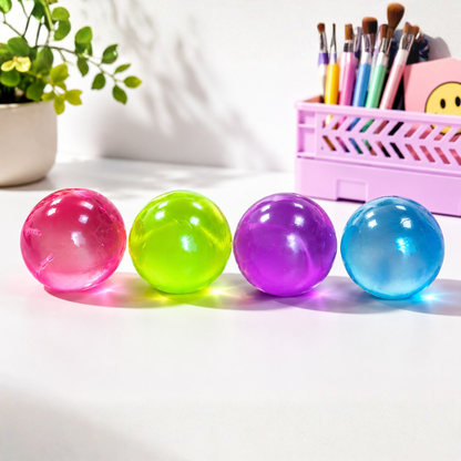 Squishy ball fidget