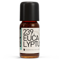 Een klein bruin glazen flesje met de tekst Natural Heroes essenstiële olie 239. EUCALYPTUS