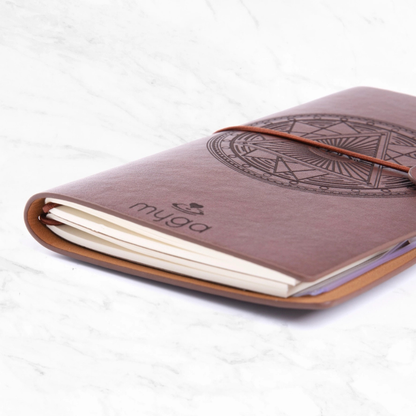 Notitieboek met edelsteen en navulbare pagina's