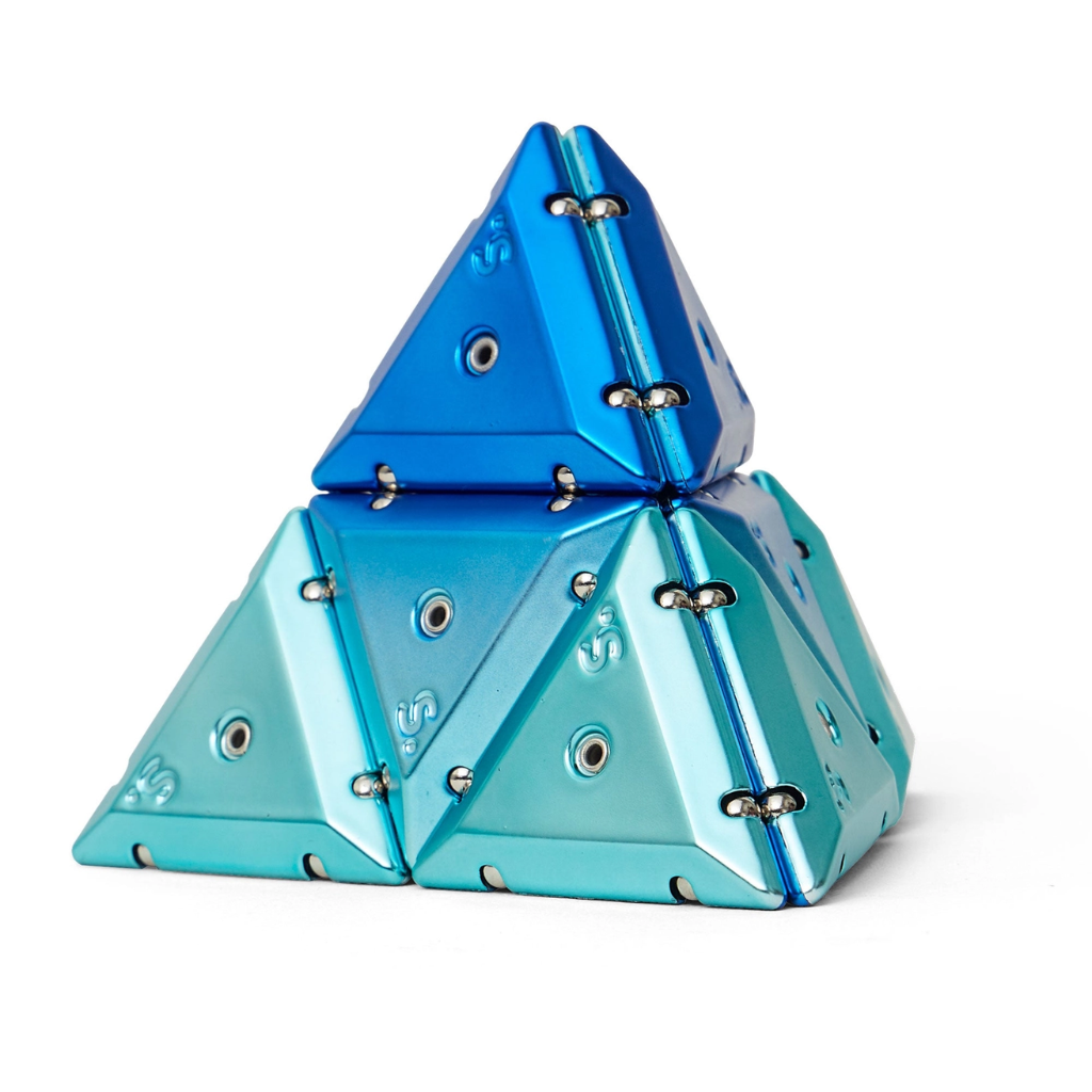 SPEKS Geode Chrome Pyramid