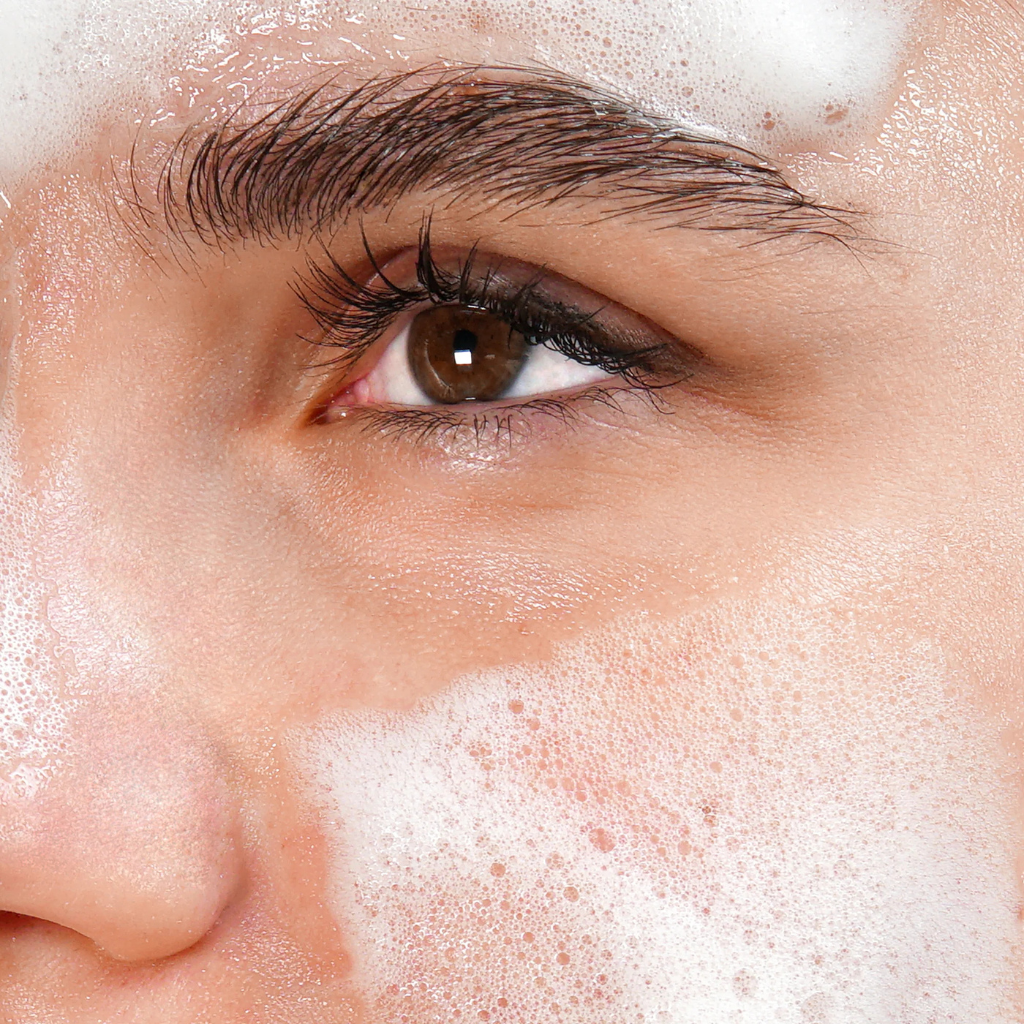 Teaology - Tea Glow Exfoliating Cleansing Foam