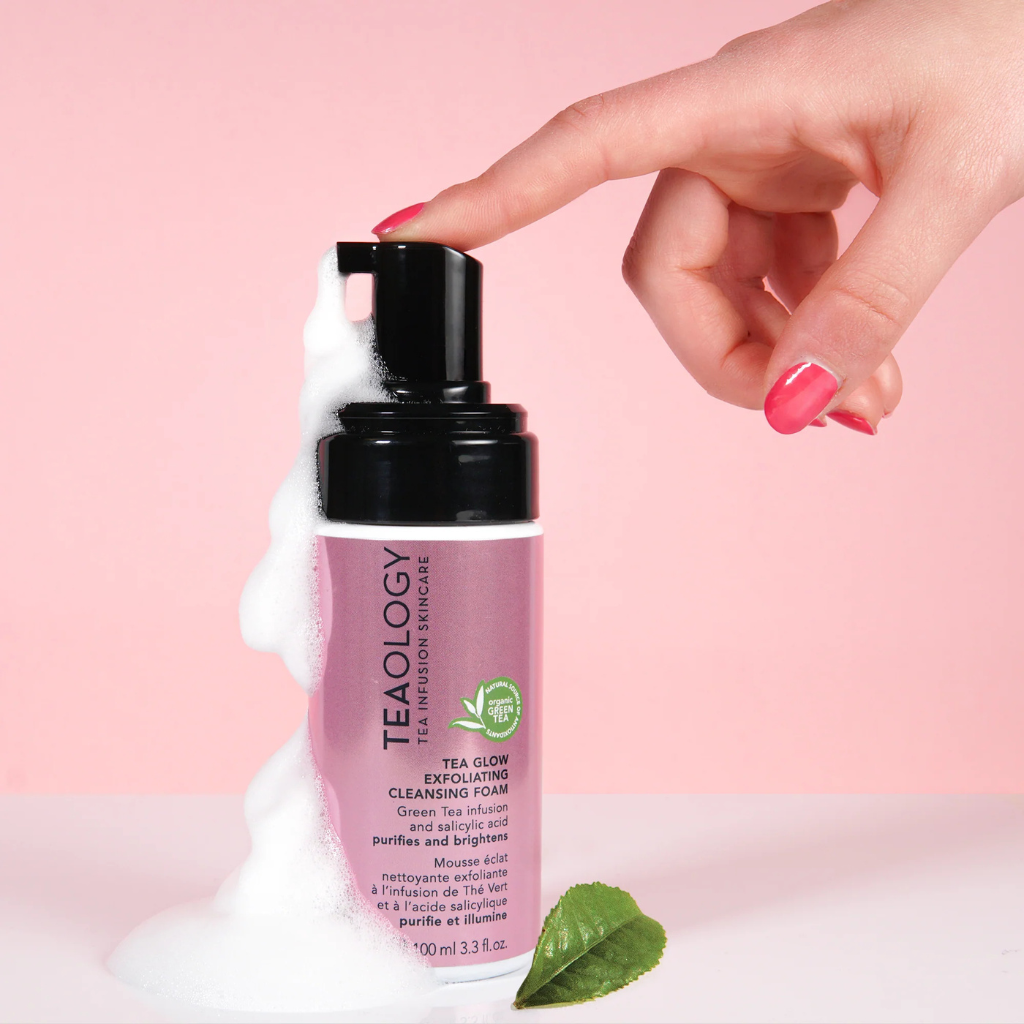 Teaology - Tea Glow Exfoliating Cleansing Foam