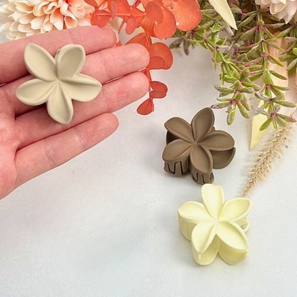 Haarclip mini in de vorm van Hawaii bloem