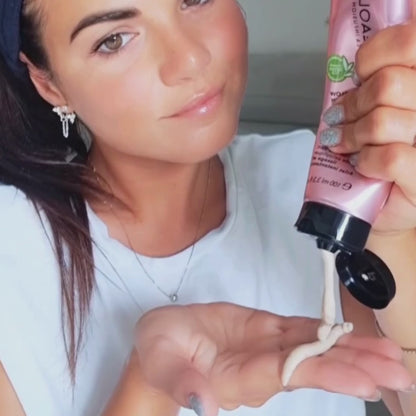 Teaology - Tea Glow Face Scrub tegen puistjes 100 ml